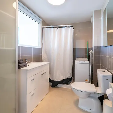 Colins Sea Views Appartement *